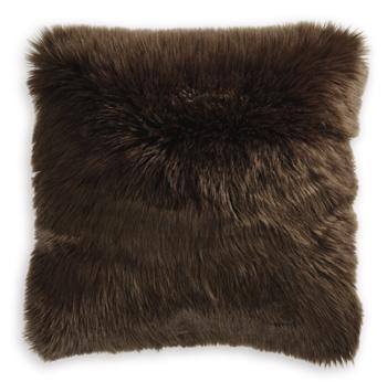 Bellethrone Pillow (Set of 4)